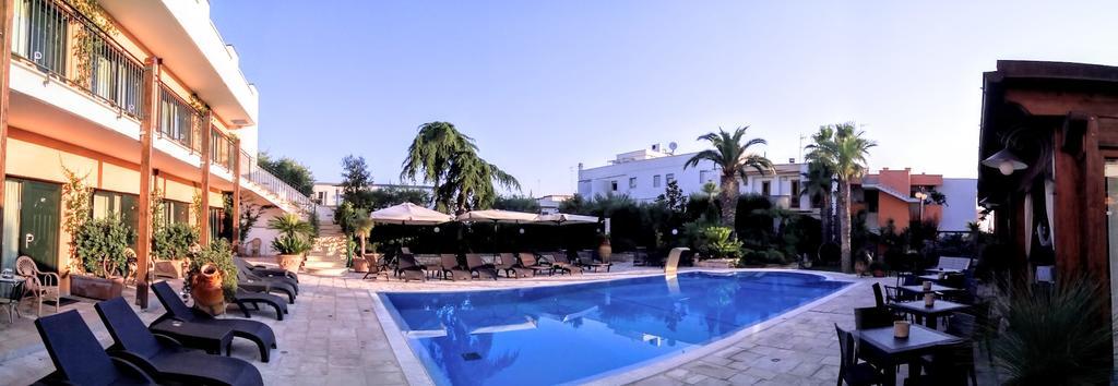 Hotel Cuor Di Puglia Alberobello Exterior foto